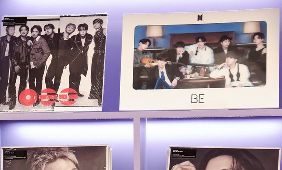 美 싱글·앨범 차트 동시 석권한 BTS