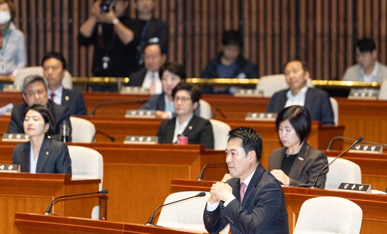 국힘 의원총회 참석한 장동혁 대표