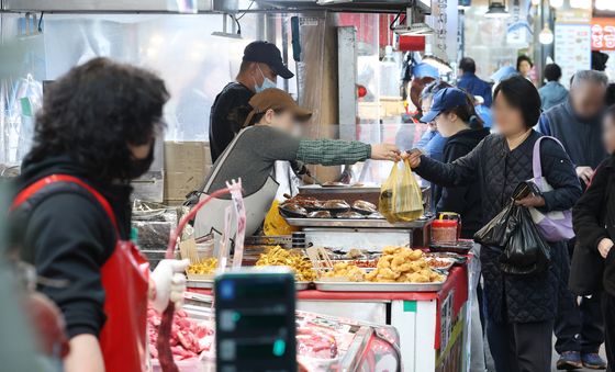 1인당 최대 60만원 지원…'중동 쇼크'에 26.2조 추경