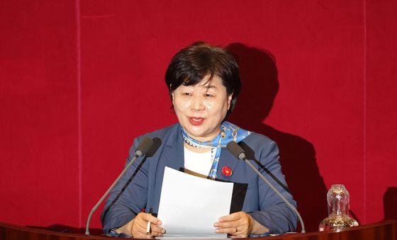 신임 법제사법위원장으로 선출된 서영교 의원