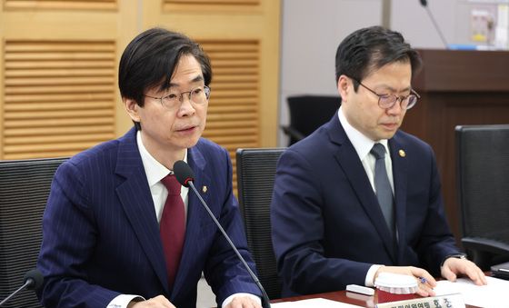 한미 관세 간담회 발언하는 조경태