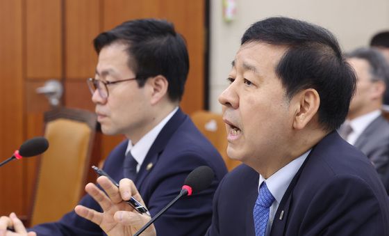 대미투자특위 답변하는 구윤철