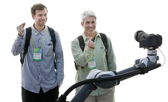 '알아서 척척' AI 제품 이미지 촬영