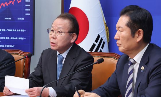 연석회의 발언하는 김이수 위원장