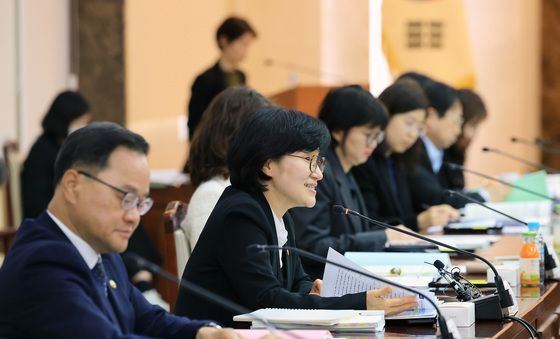 모두발언하는 원민경 성평등가족부 장관