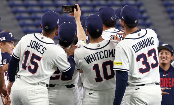 태극기 단 메이저리거들