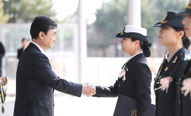 안규백 장관, 국군간호사관학교 졸업 및 임관식 참석