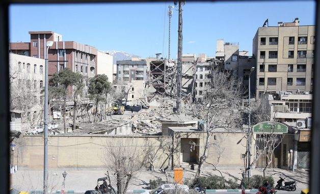 [포토] 美·이스라엘 테헤란 공습에 건물 와르르