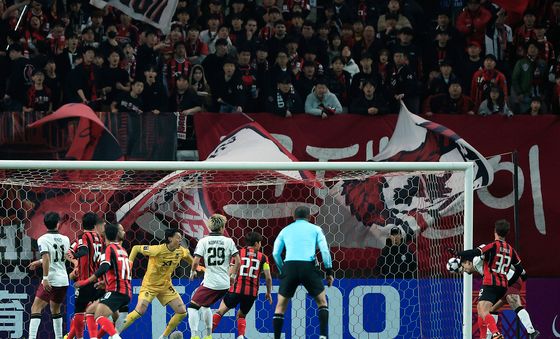 선제골 터트리는 비셀 고베