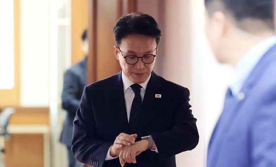 국가정책조정회의 참석하는 김민석 총리