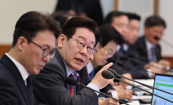 이재명 대통령, 중동 관련 대응 임시 국무회의