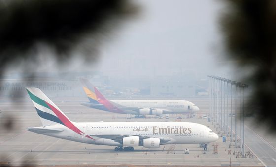 인천공항에 발 묶인 여객기