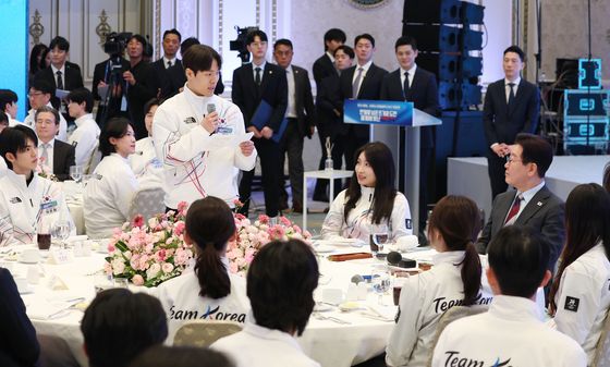 발언하는 정승기