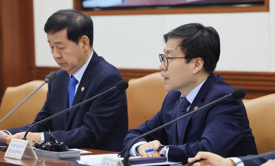 발언하는 여한구 통상교섭본부장