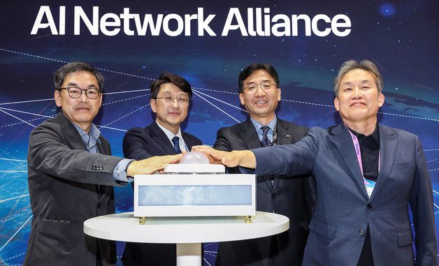 KT, 한국형 AI 네트워크 협력체 AINA 첫 대표의장사로 활동