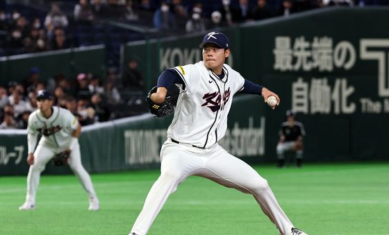 8회 마운드에 오른 김영규