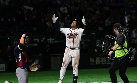 저마이 존스, 도쿄돔 솔로포 신고