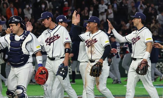 '홈런포 쾅쾅' WBC 대표팀, 체코에 11-4 승리