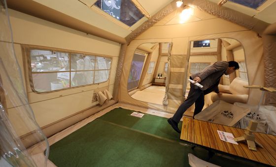 '호텔 못지 않는 텐트'