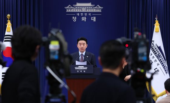 靑, UAE 체류 국민 귀국 지원 및 원유 확보 관련 브리핑