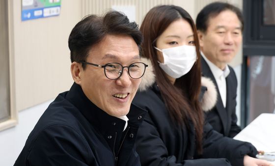 김민석 총리, 청년 공공임대주택 거주 청년과 간담회