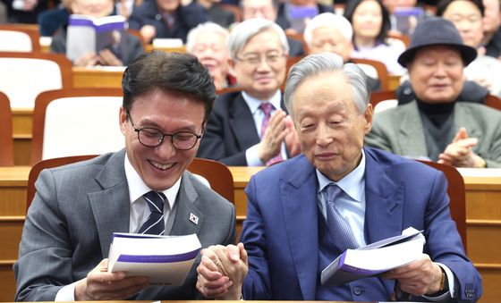 손잡은 김민석·권노갑