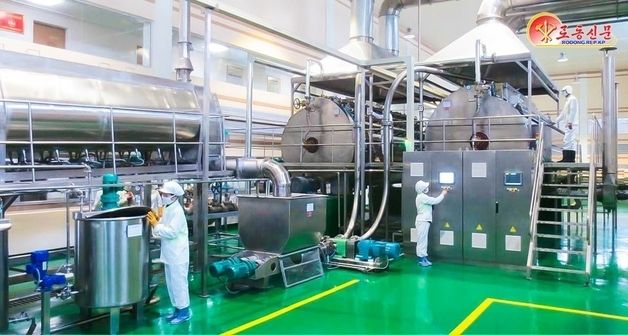 北 "연일 높은 실적"…삼지연 감자가루 생산공장 조명