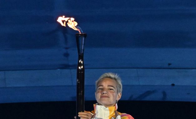 베베 비오, 성화 마지막 주자