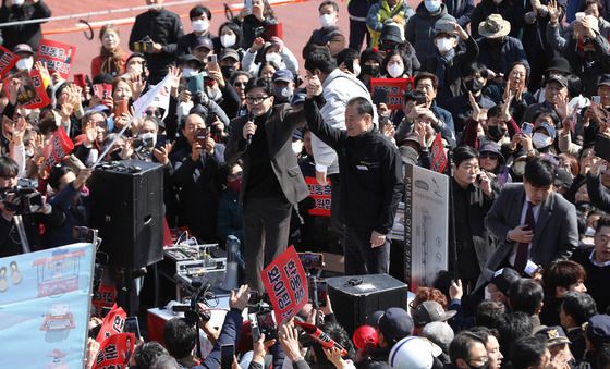 발언하는 한동훈