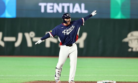 문보경 '전세기 타고 마이애미로'