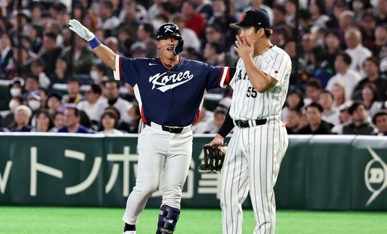 안타 친 안현민