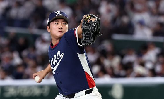 역투하는 고우석