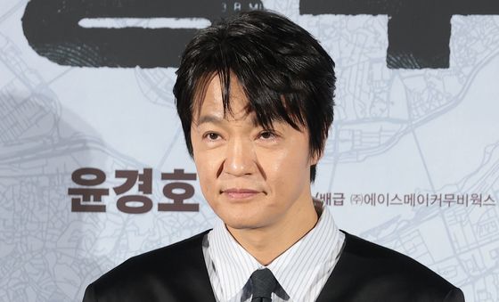 조한철, 경찰 변신