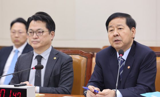 대미투자특위 답변하는 구윤철 부총리