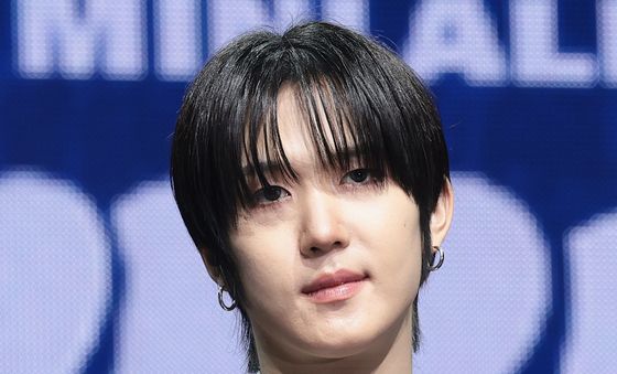 누에라 기현, 빛나는 자태