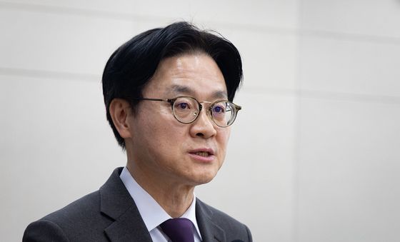 김정관 산업부 장관, 산자위 현안 보고