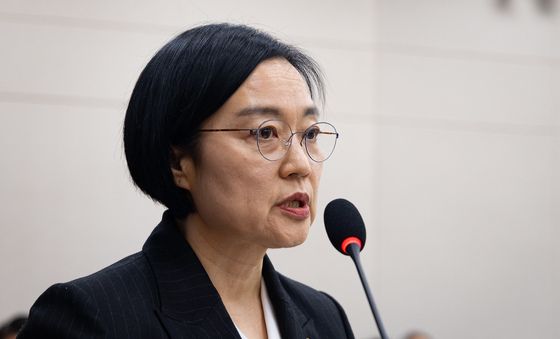 한성숙 중소벤처기업부 장관, 국회 산자위 업무보고