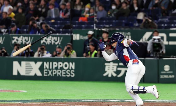 김도영, 희망의 불씨 살리는 적시타