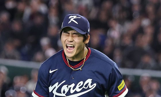 6회 막아낸 박영현의 포효