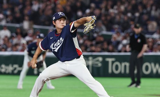 역투하는 김택연