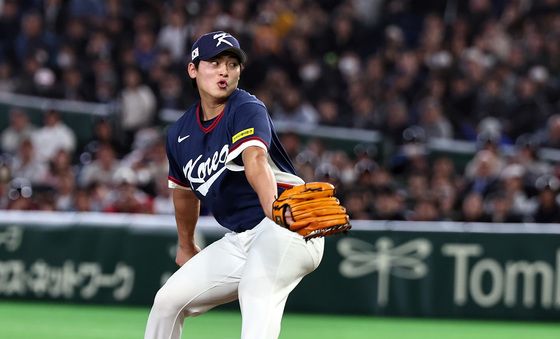 역투하는 조병현