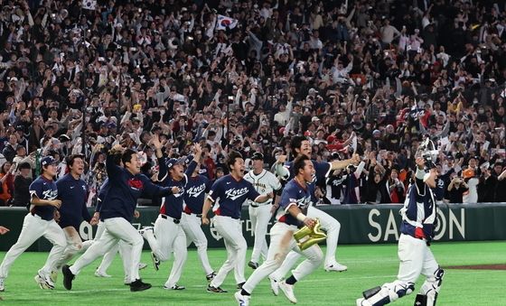 기적의 8강행 이뤄낸 대한민국