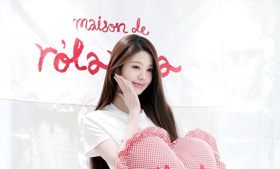 아이브 장원영, 하트를 부르는 봄의 여신