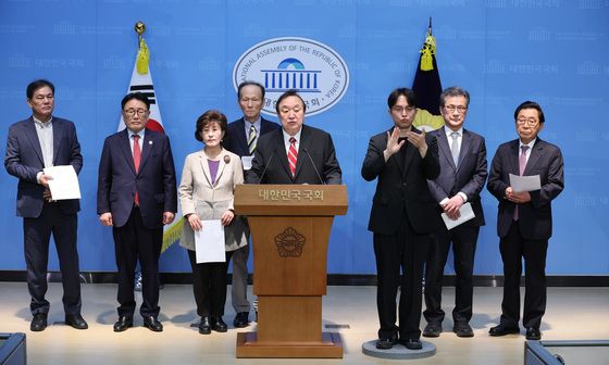 정대철 헌정회장, 개헌 관련 기자회견