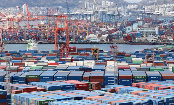 반도체의 힘, 수출 사상 첫 800억 달러 돌파