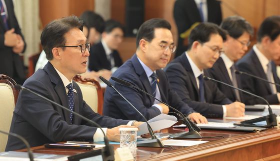 모두발언하는 김민석 국무총리