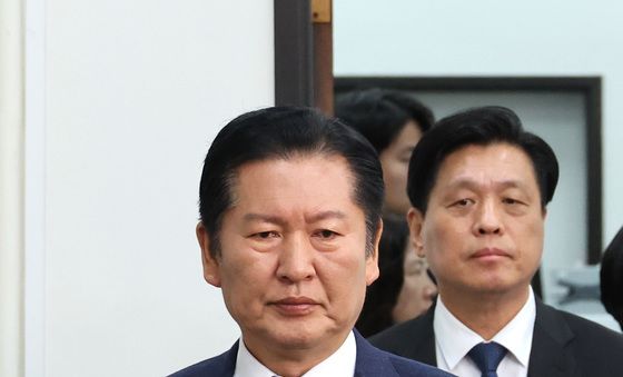 후보 환영식 참석하는 정청래