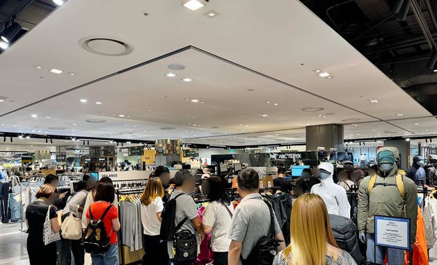 신세계백화점, 외국인 고객 대상 '글로벌 쇼핑 페스타' 개최