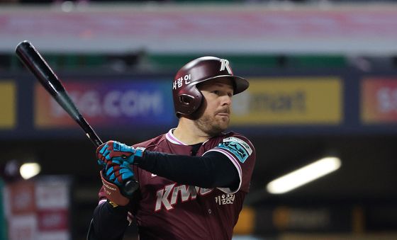 브룩스 '힘차게 2루타'