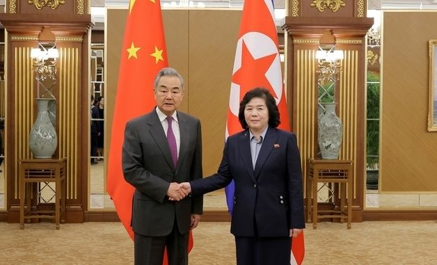 北 최선희, 왕이 중국 외교부장과 회담